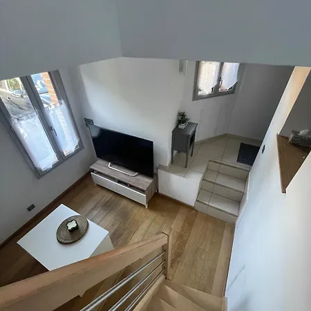 Cozy Near Lille