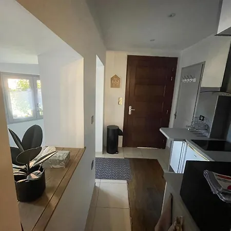 Cozy Near Lille Marquette lez Lille